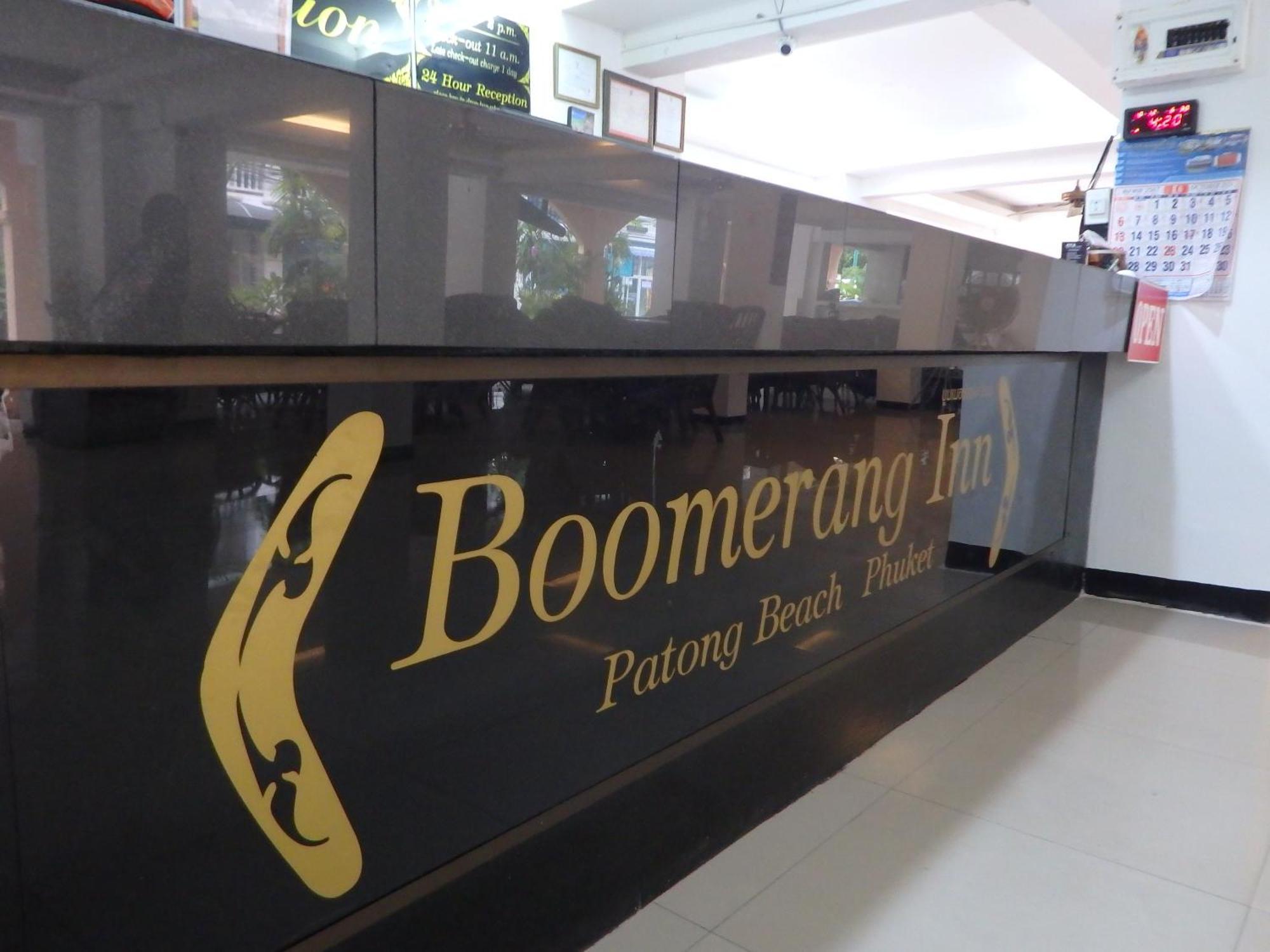 Boomerang Inn Phuket Buitenkant foto